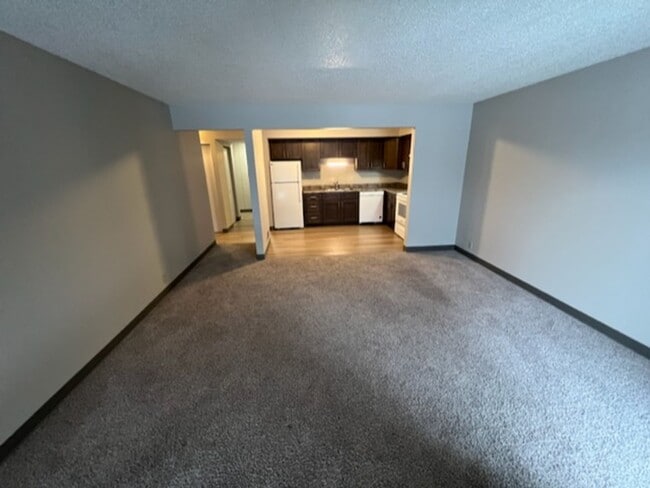 Building Photo - 50% off for your first 4 Months!!!