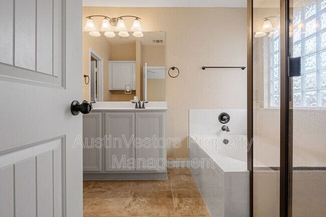 Building Photo - 8532 Harrier Dr