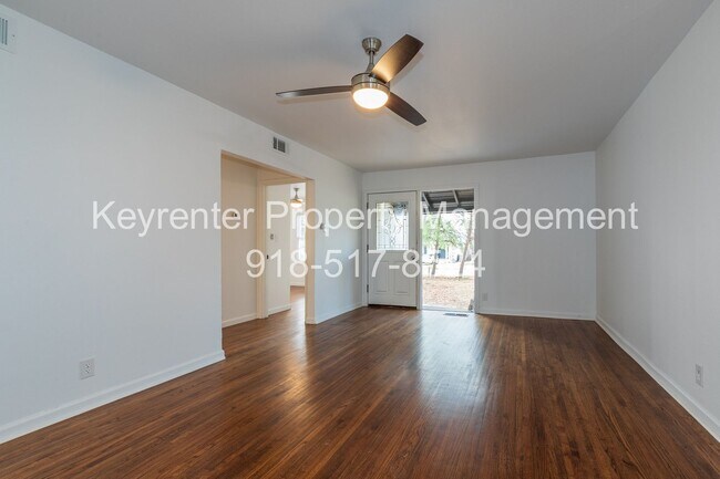 Building Photo - Beautiful 3 bedroom 1 bath, Available Now!