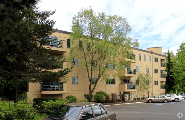 Building Photo - Hutchison House Apartments