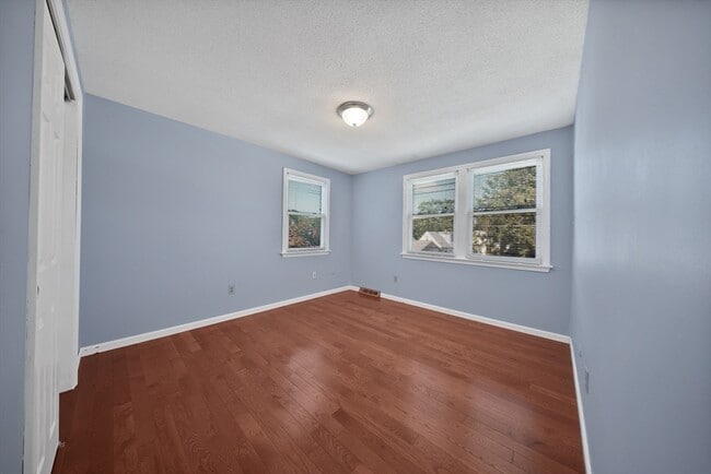 Building Photo - 6 Ellery St
