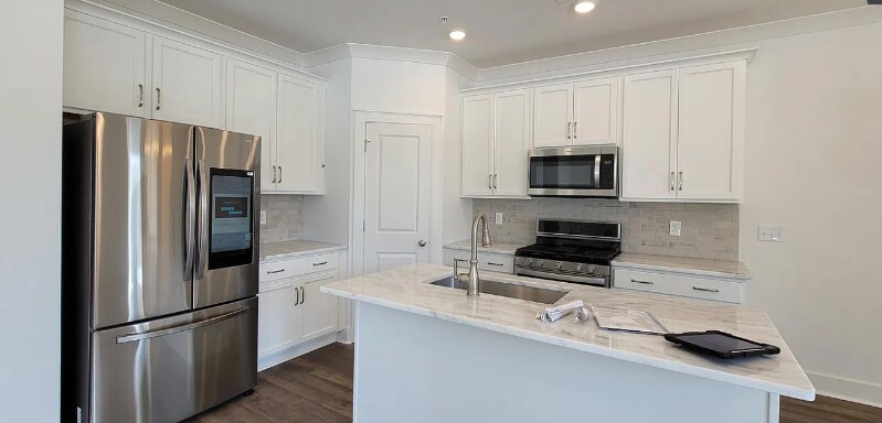 Building Photo - 408 Ringo Ln