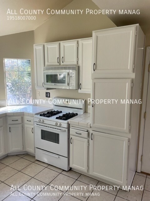 Building Photo - 30504 Iron Bark Ct