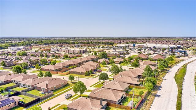 Building Photo - 704 Cedar Cove Dr