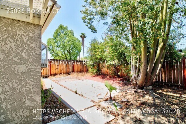 Building Photo - 25036 Bodega Ct