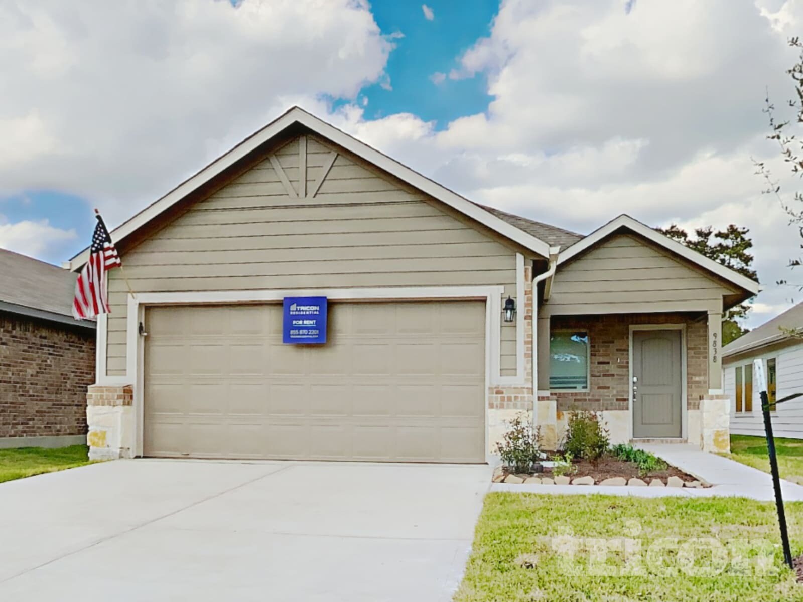 Building Photo - 9838 Gln Brk Ln
