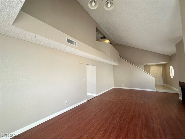 Building Photo - 120 Clifton Heights Dr