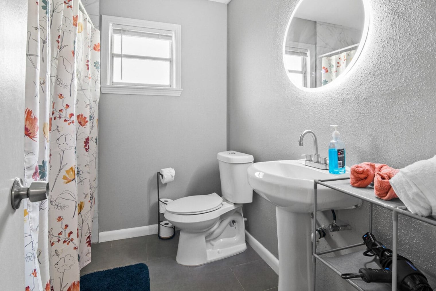 Building Photo - 2409 Brun St