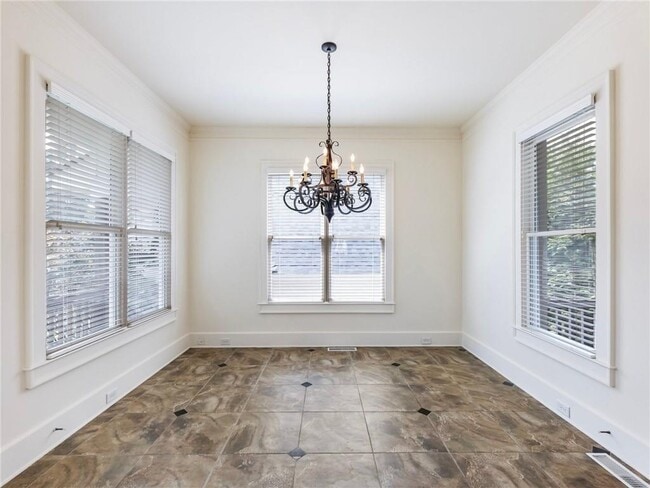 Building Photo - 5831 Choctaw Ln