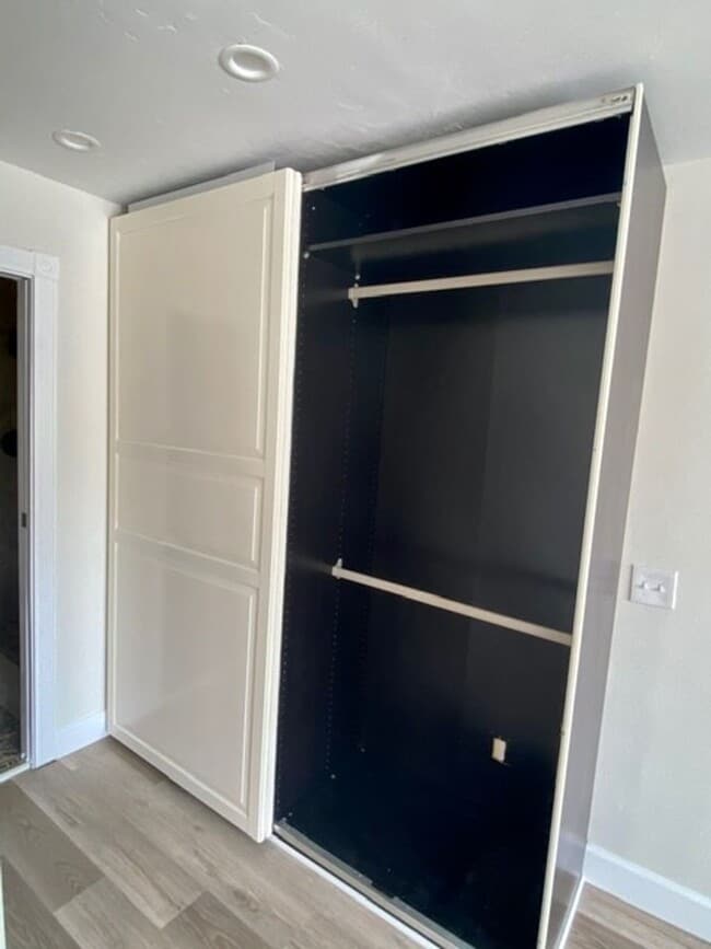 Building Photo - Newly Renovated Two Bed, Two bath La Costa...