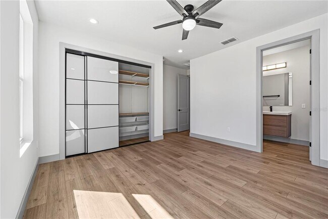 Building Photo - 11 Ethan Allen Dr