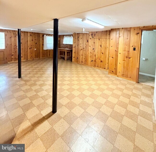 Building Photo - 3125 N Nottingham St