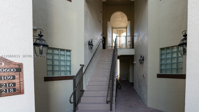 Building Photo - 10600 NW 88th St