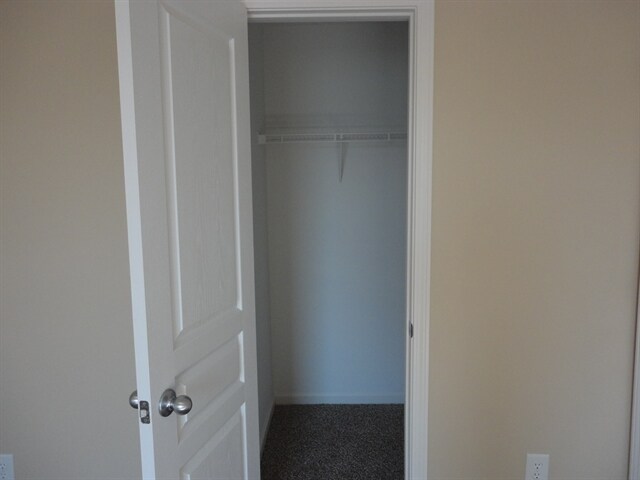 Building Photo - 24 Darbys Run Way