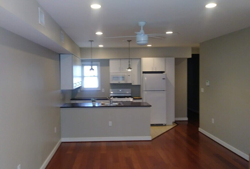 Kitchen Great Room - 1425 5th St NW