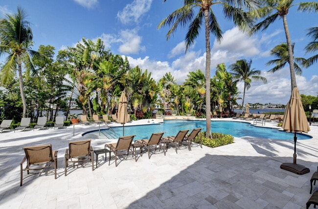 Building Photo - 3606 S Ocean Blvd