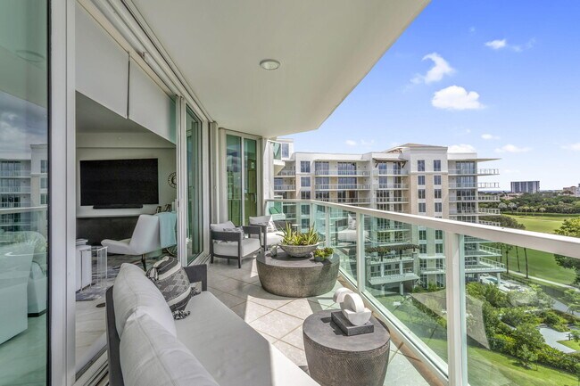 Building Photo - 500 SE Mizner Blvd