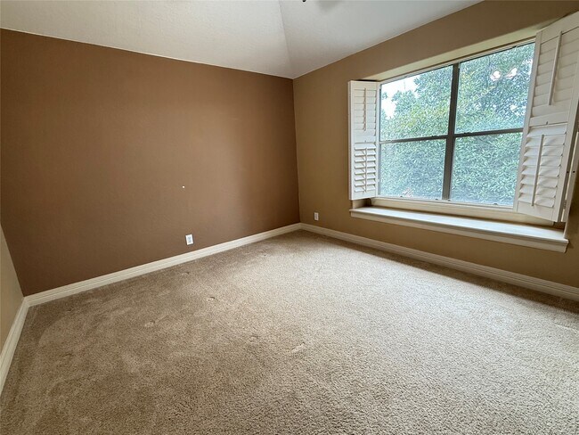 Building Photo - 1135 Via Belcanto