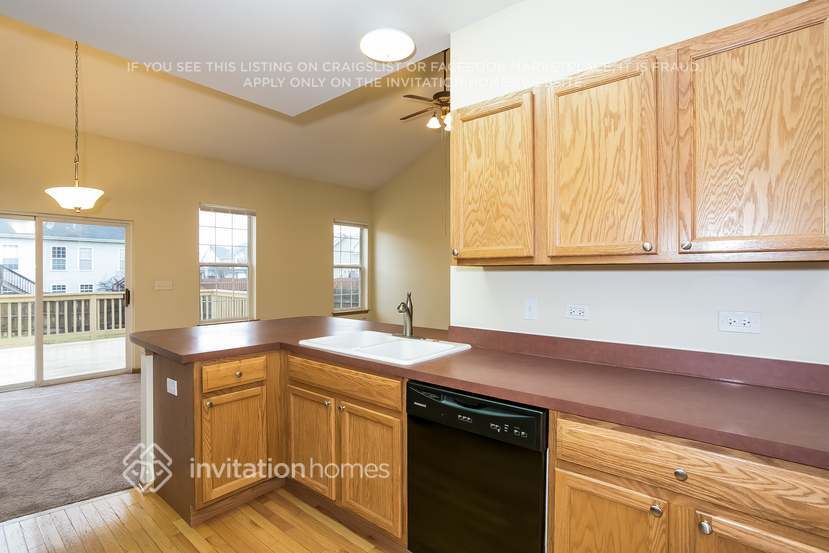 Building Photo - 542 Frieh Dr