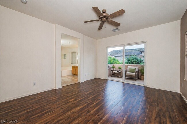 Building Photo - 227 Serenity Crest St