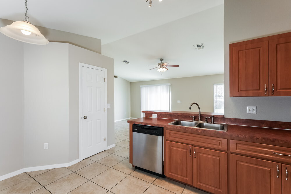 Building Photo - 4619 Great Blue Heron Dr