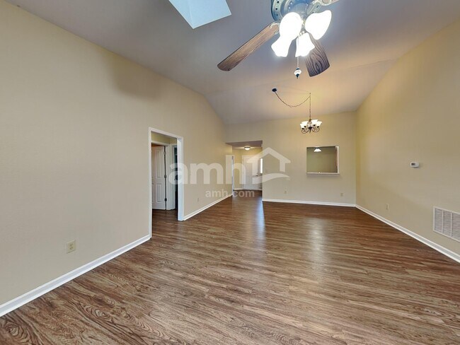 Building Photo - 18954 Prairie Crossing Dr