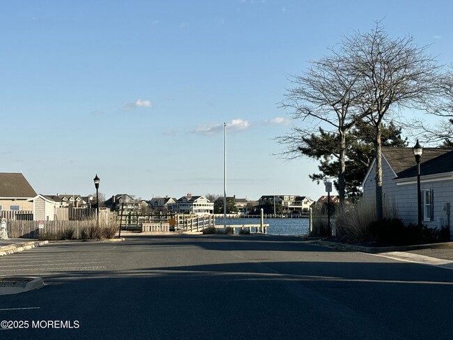 Building Photo - 9 Bay Point Harbour