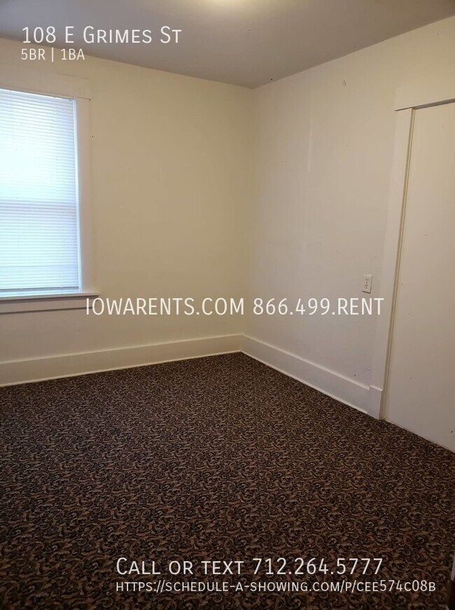 Building Photo - 108 E Grimes St