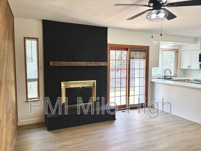 Building Photo - 4498 W 111th Ave