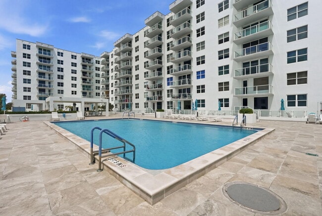 Building Photo - 3450 S Ocean Blvd