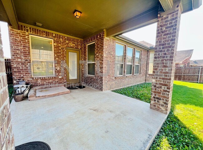 Building Photo - Stunning 2-Story 4/3.5/2 in Marine Creek Ranch Ready for Move-In!