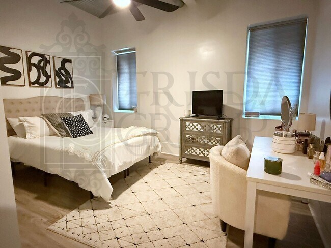 Building Photo - Avail July 15th! Stylish 1-Bedroom Apartment in Mt. Washington –2 Off Street Parking Spaces, AC, ...