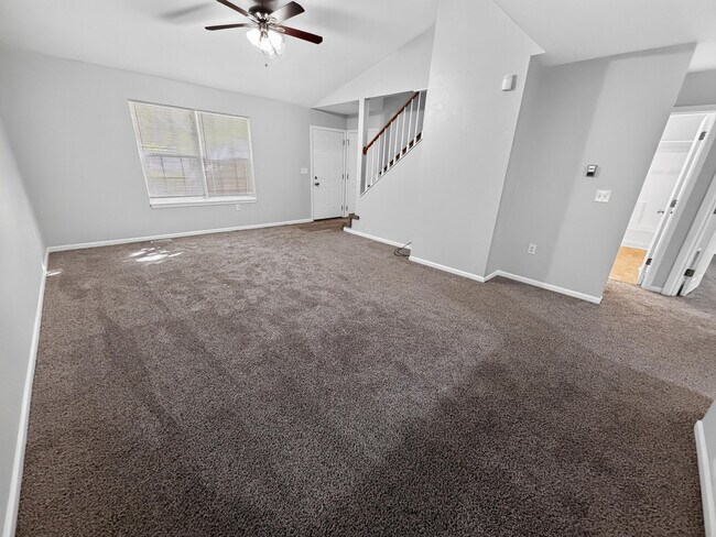 Building Photo - 5318 Godas Cir