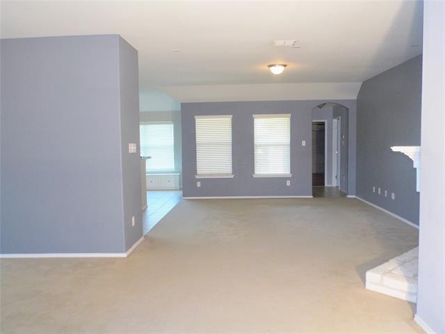 Building Photo - 213 Cliffbrook Dr