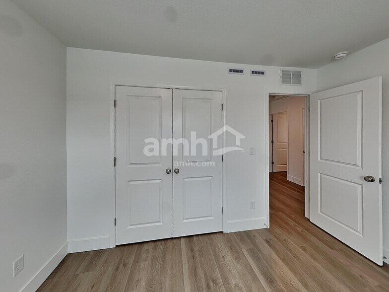 Building Photo - 8055 Braavos Peninsula Ave