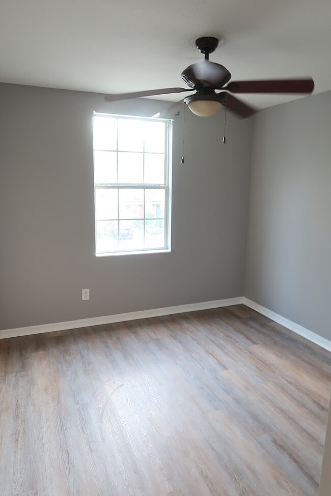 Building Photo - 10924 Spencer Ridge Ct