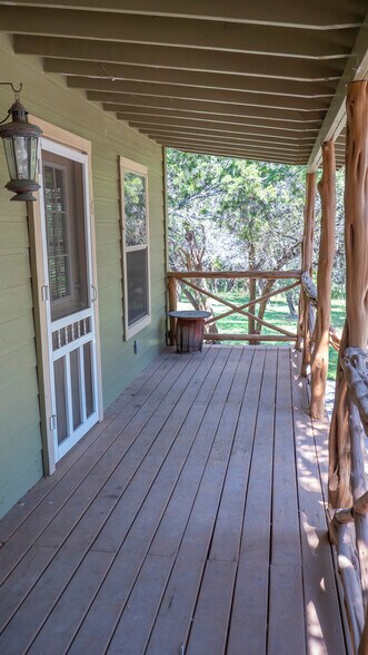 Building Photo - 123 Walnut Grove Rd