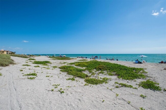 Building Photo - 8302 Midnight Pass Rd