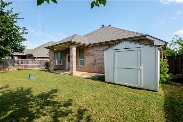 Building Photo - 2720 Alpena Dr