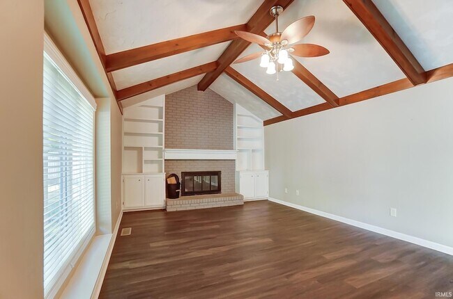 Building Photo - 5931 Spring Oak Ct