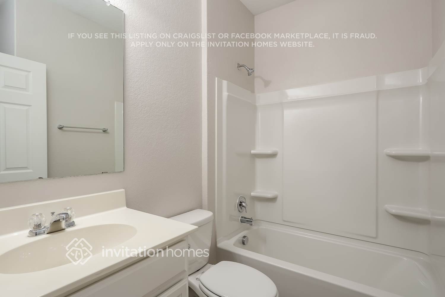 Building Photo - 14003 Laurel Br