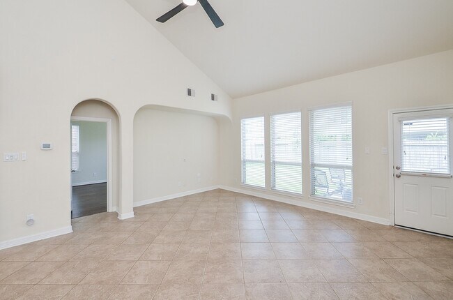Building Photo - 9971 Boulder Bend Ln