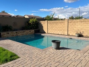 Building Photo - 17430 N 184th Ln