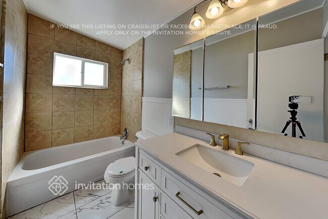 Building Photo - 3238 Rushton Ln