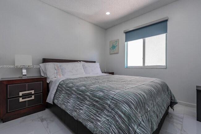 Building Photo - 14347 SW 176th Terr