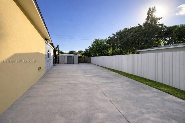 Building Photo - 11930 SW 187th Terrace