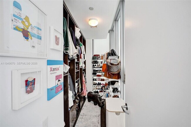 Building Photo - 1100 Biscayne Blvd