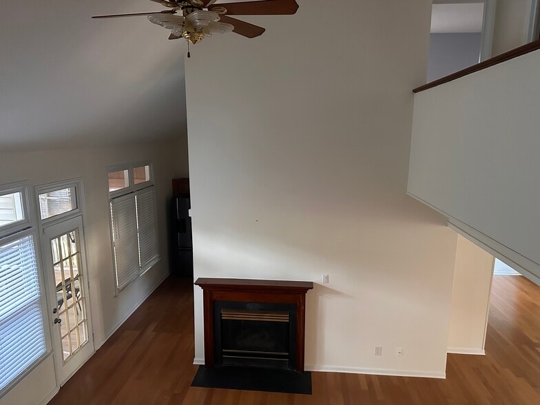 Building Photo - 13128 Langtree Dr