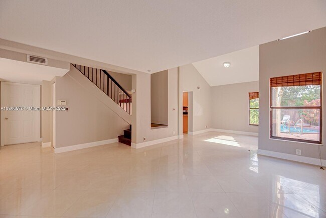 Building Photo - 9953 SW 147th Ct