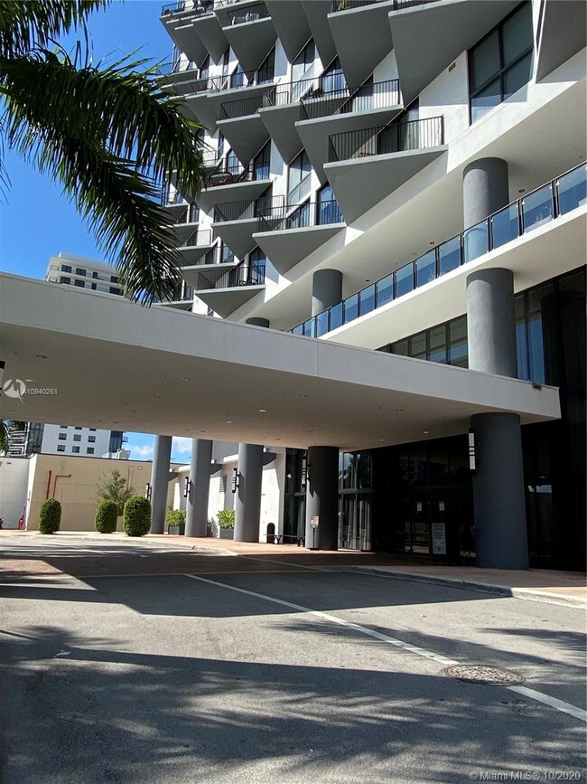 Building Photo - 5300 Paseo Blvd